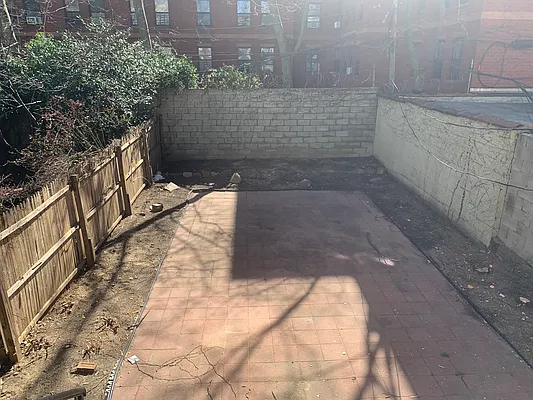 Rented by Remax Real Estate Professionals | media 8