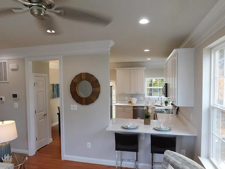 8916 Erie Ave — Photo 15
