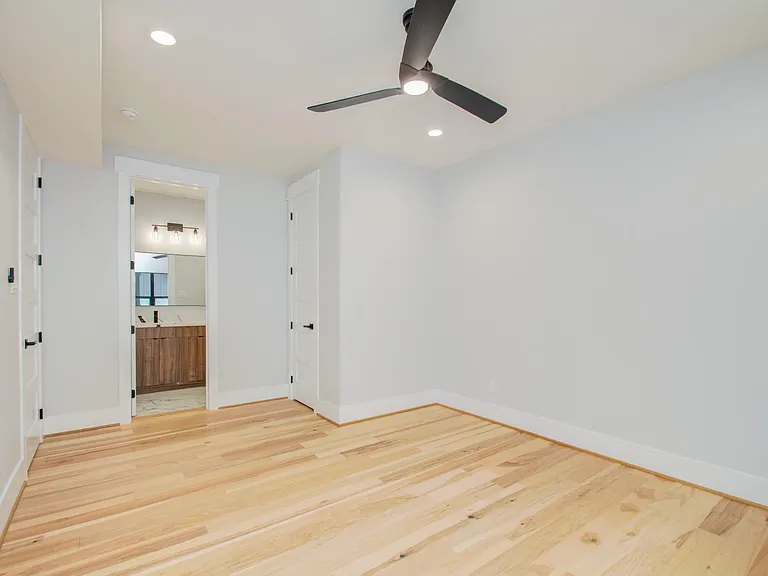 7016 Staffordshire Blvd #B — Photo 22