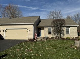 211 Golf Dr, Cortland, OH 44410