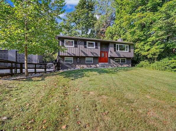 9169 Wintergreen Dr, West Chester, OH 45069