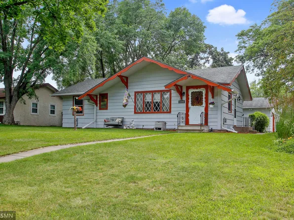 11248 Bittersweet St NW, Coon Rapids, MN 55433