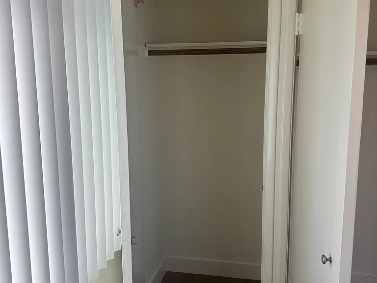 2215 N Catalina St #A — Photo 6