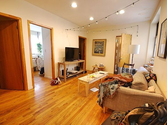 4th image of 172 E 7th St #3C*