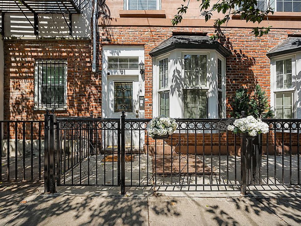 1st image of 91 Coles St #2