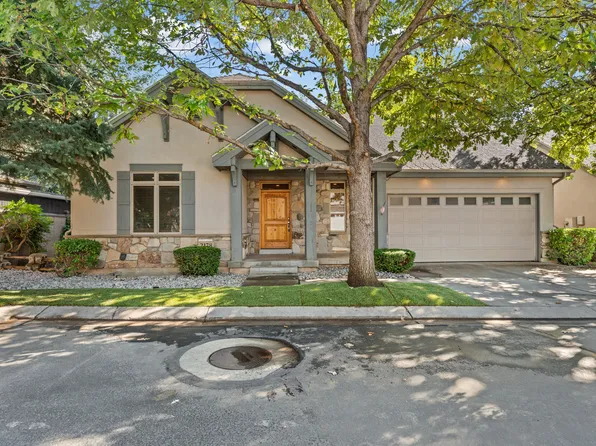 2178 E Netties Pl, Holladay, UT 84124