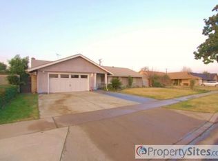 230 E Mariana St, Rialto, CA 92376