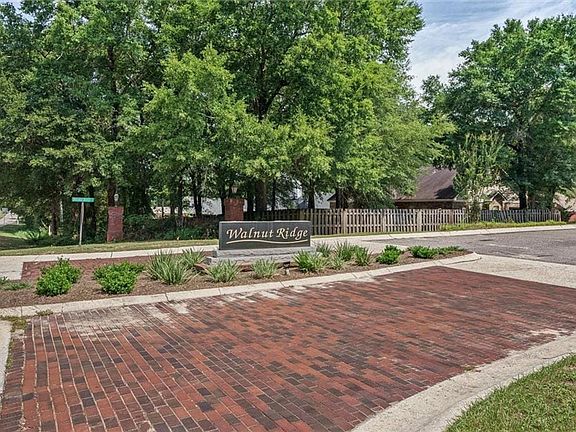 You can live in this lovely neighborhood when you purchase this lot!!