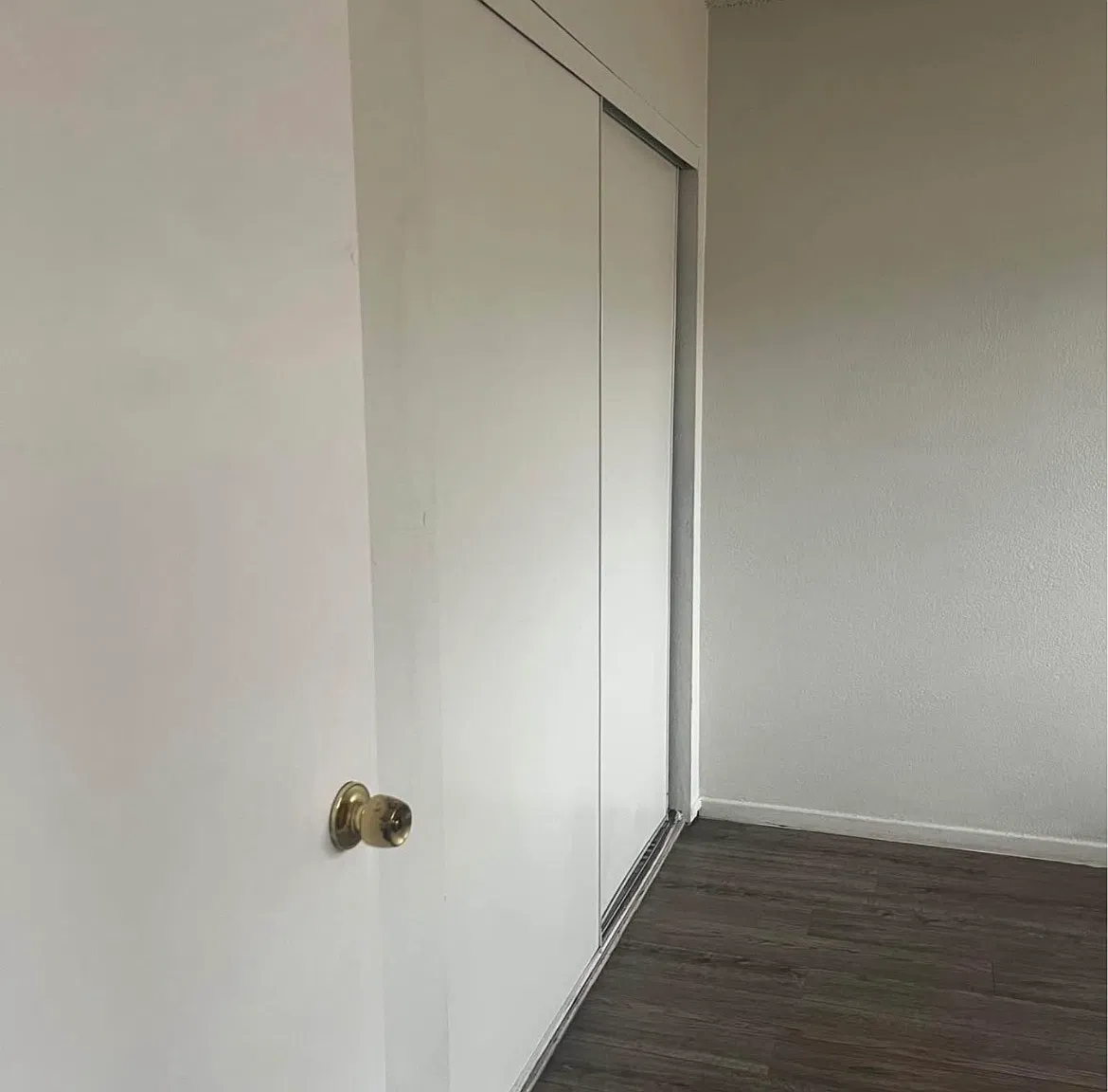 2 bed, $1,050 — Photo 1