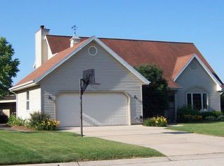 5307 86th Pl, Pleasant Prairie, WI 53158