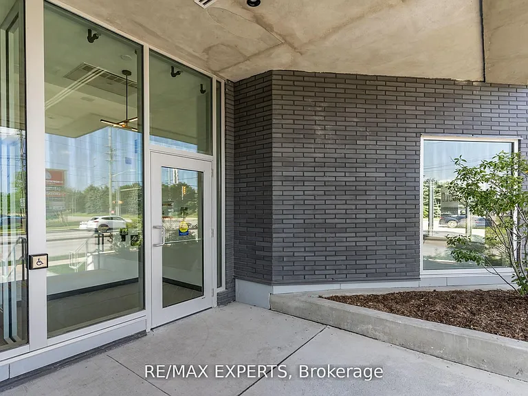 430 Essa Rd #424 — Photo 26