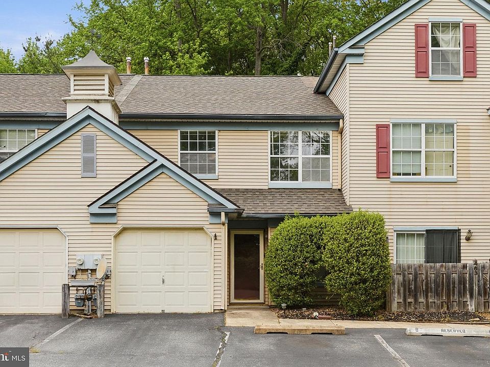 1st image of 461 Stonebridge Blvd