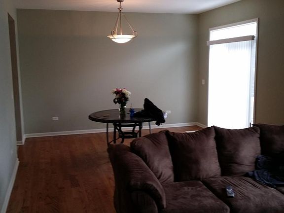 Family room 2