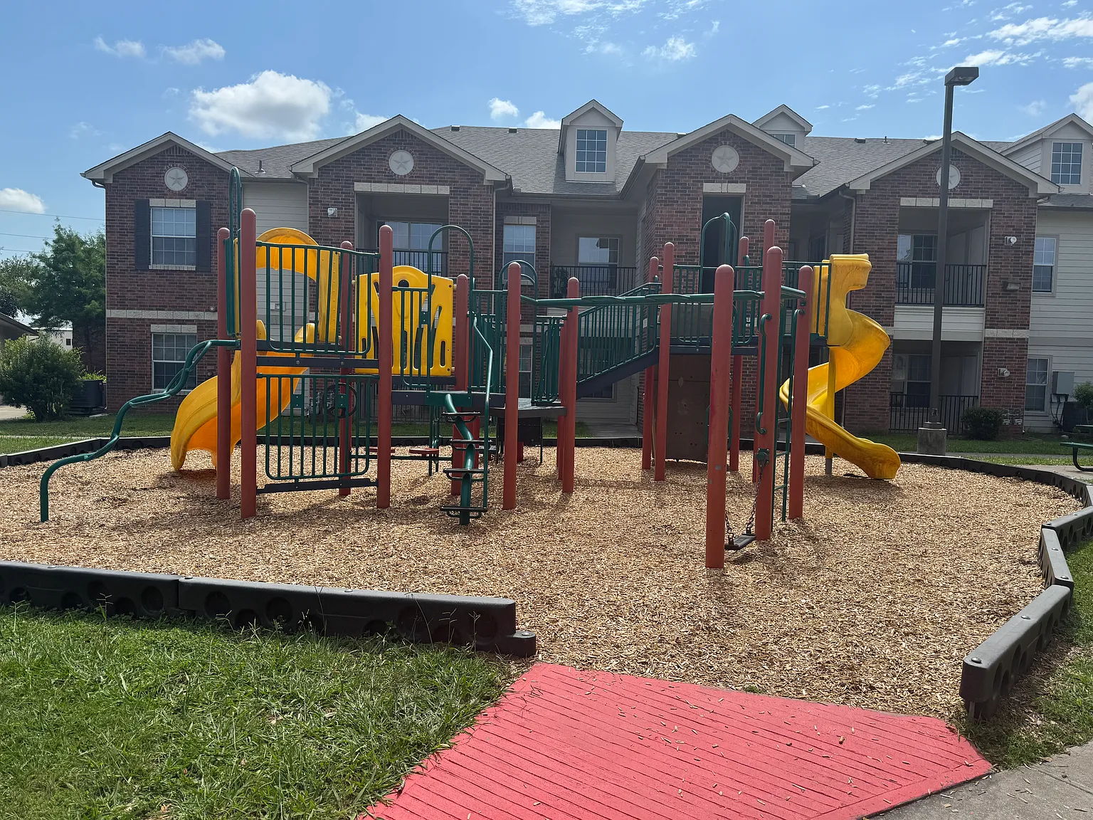 Atascocita Pines — Photo 3