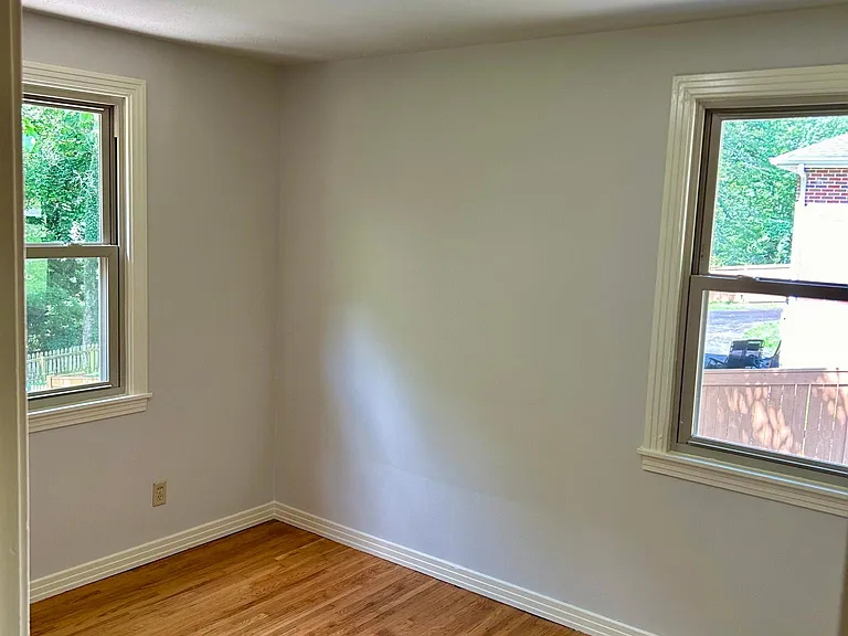 3357 Mimosa Dr #SIDE A — Photo 9