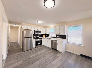 26 Dayton St, Chicopee, MA 01013