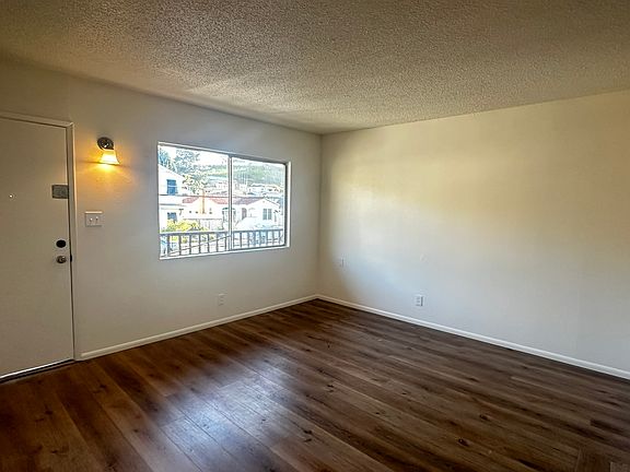 2nd image of 1161 Bello St APT 6