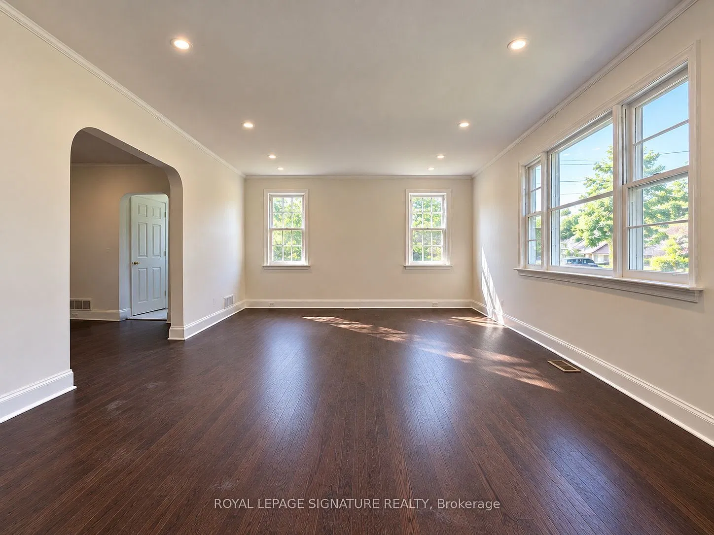 3 bed, $3,500 — Photo 3