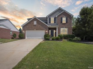 1928 Frances Way, Ypsilanti, MI 48198
