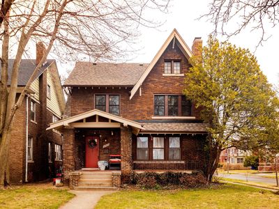 8904 La Salle Blvd, Detroit, MI, 48206