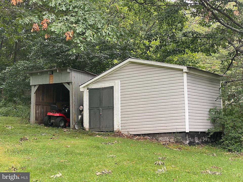2nd image of 458 Cedar Grove Rd