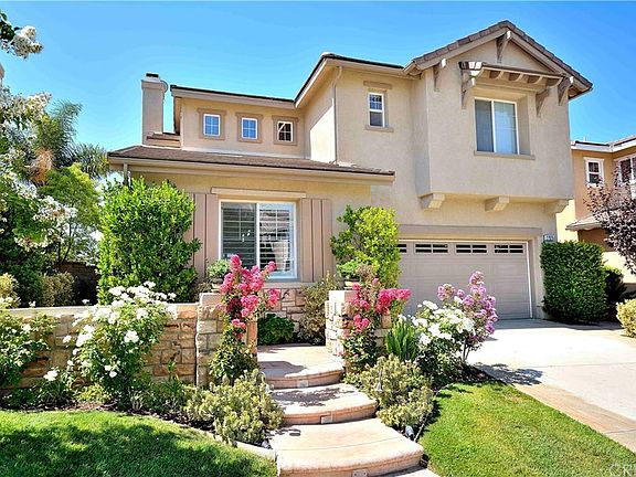 2nd image of 27925 Mariposa St