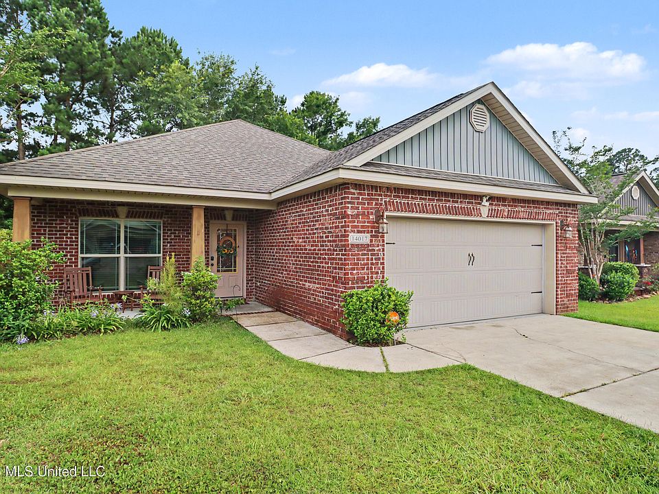 1st image of 14017 Fox Hill Dr