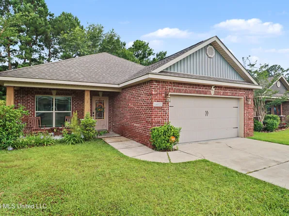 14017 Fox Hill Dr, Gulfport, MS 39503