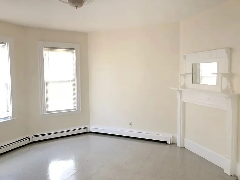 10 Buckley Ave #1A — Photo 15