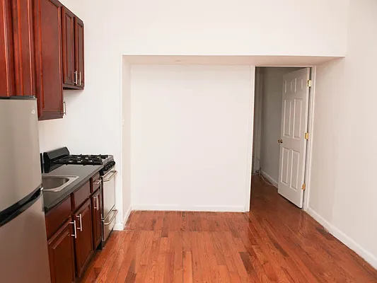 Rented by Gatsby Enterprises, LLC | media 12