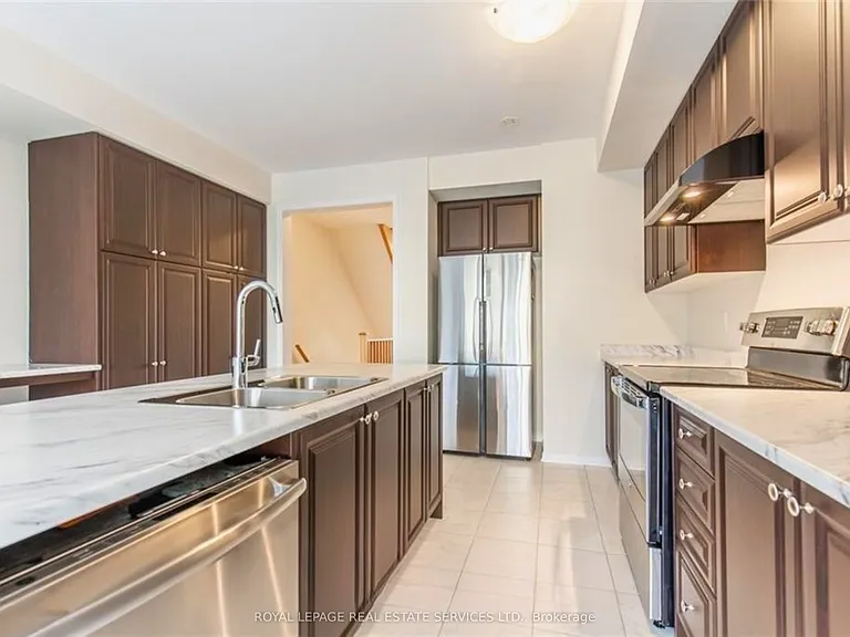 8317 Mulberry Dr — Photo 13