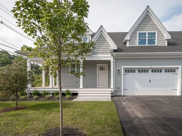 2 Dow Brook Cir #33, Ipswich, MA 01938