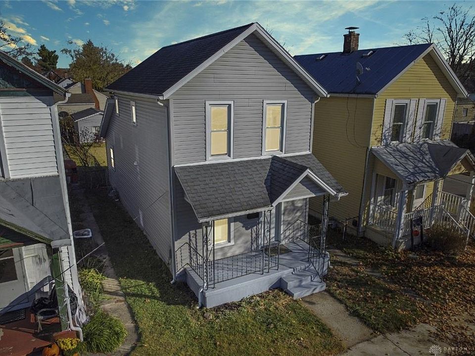 1st image of 106 N 9th St