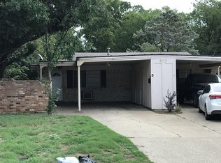 855 Broadway Ave APT 3, Euless, TX 76040