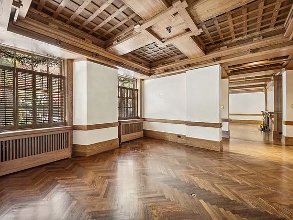 2nd image of 520 E 86th St APT 2C