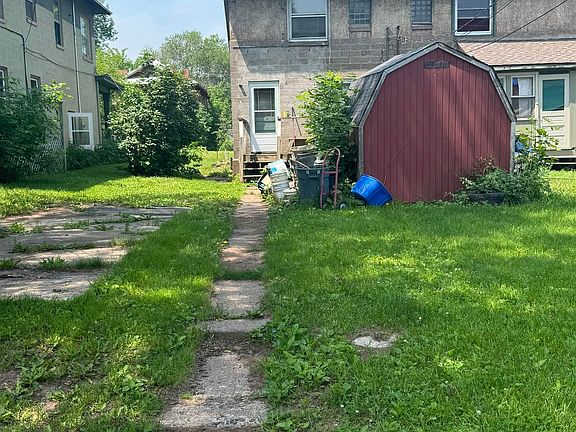 2nd image of 978 87th Ave W