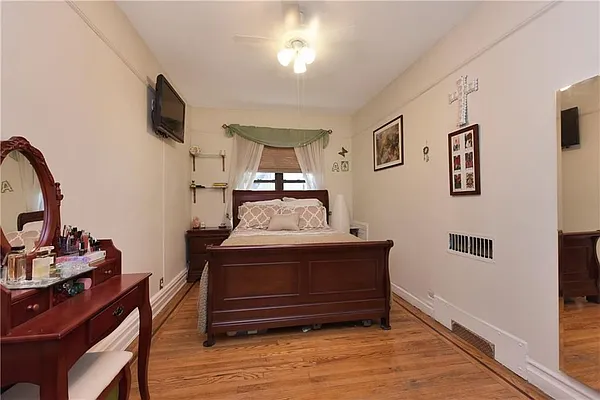 Sold by Remax Edge | media 18