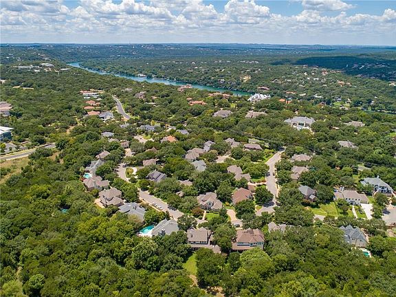 2nd image of 6636 Dogwood Creek Dr