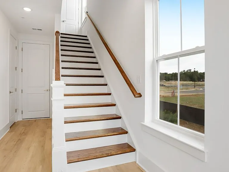707 Iron Forge Rd — Photo 15