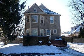 2nd image of 612 Oneida St