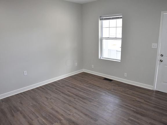 5th image of 567 E Deshler Ave