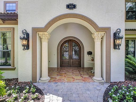2nd image of 1606 Culbreath Isles Dr