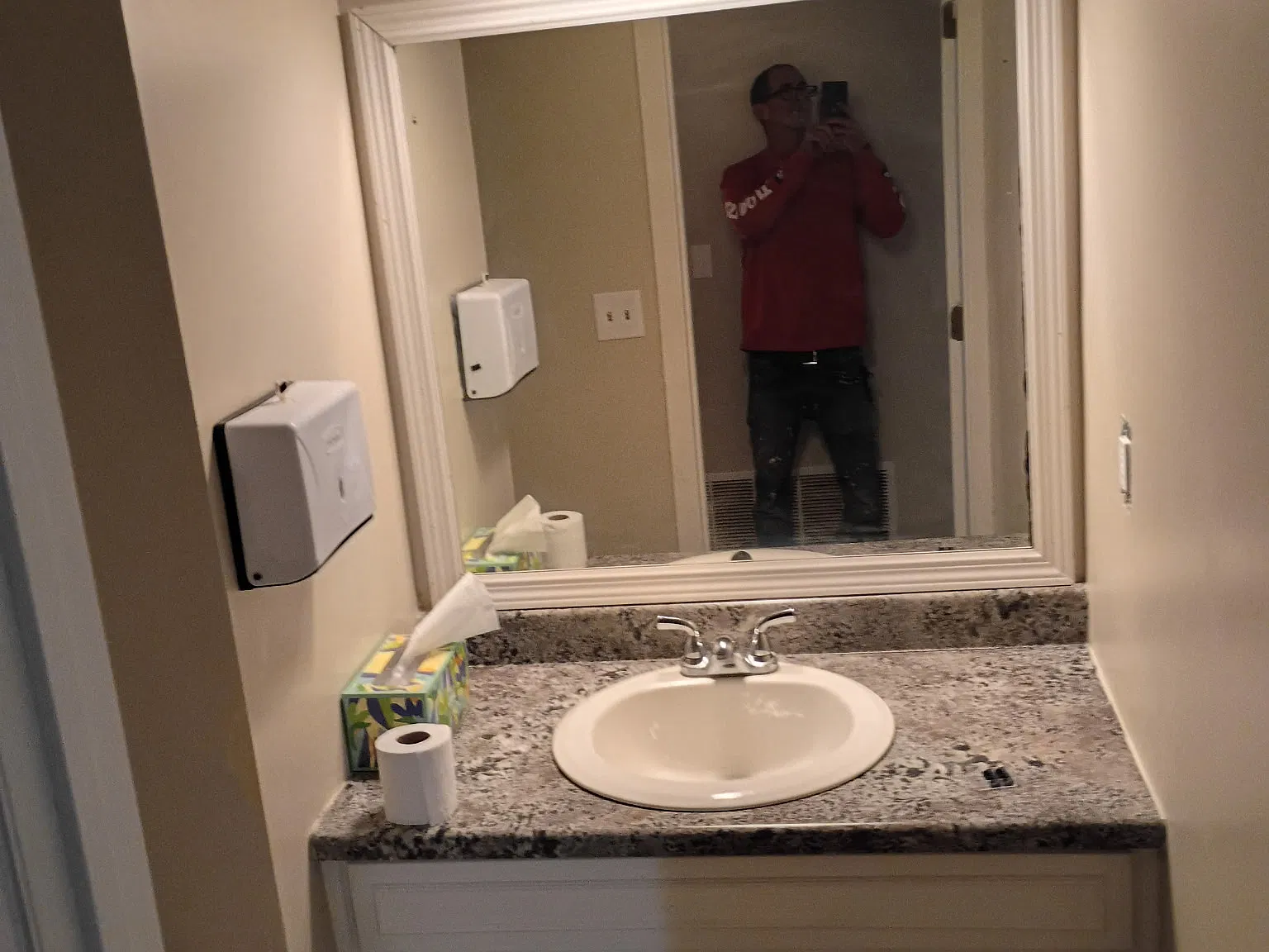 3 bed, 2.5 bath, 1208 sqft, $2,200 — Photo 4