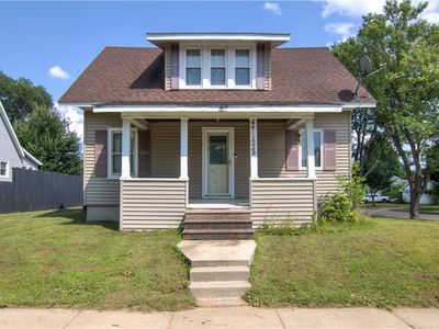 2105 8th Street, Eau Claire, WI, 54703