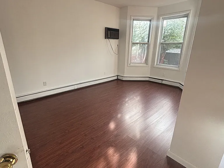 5107 Boulevard East #FIRST — Photo 3