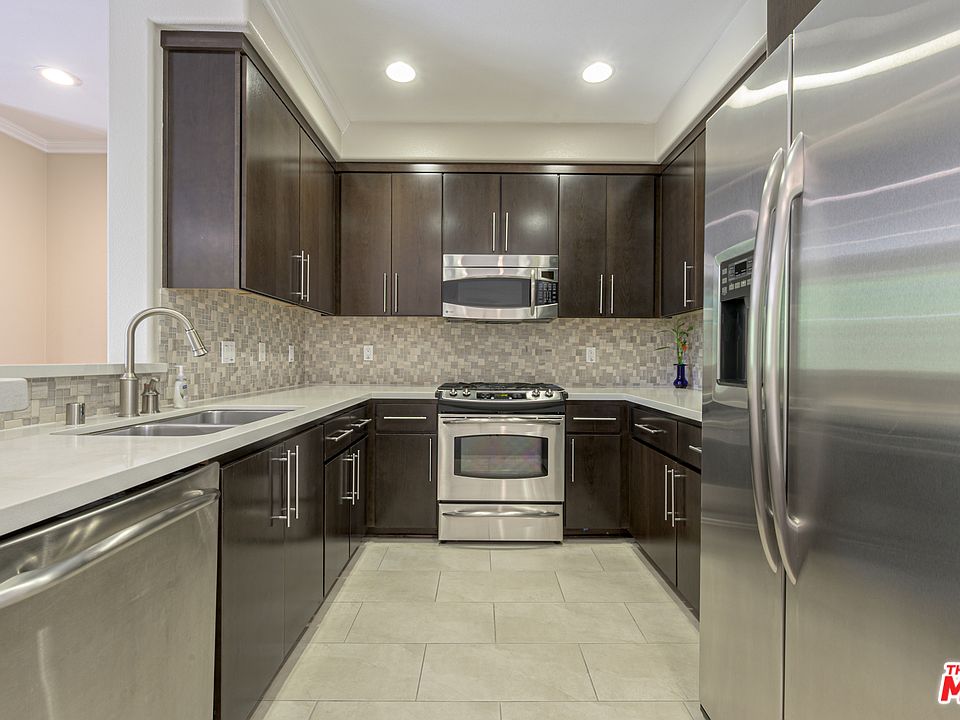 1st image of 4644 Coldwater Canyon Ave #204