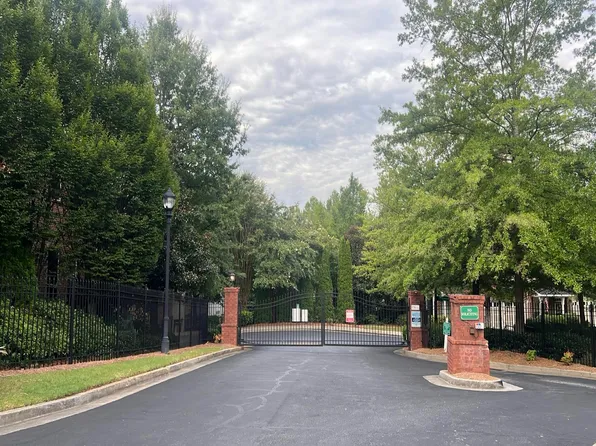 5457 Glenridge Vw, Sandy Springs, GA 30342