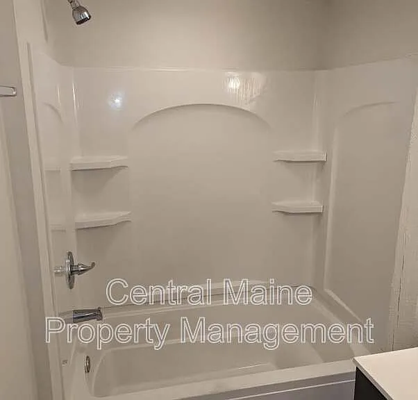 34 Washington Ave #D — Photo 10