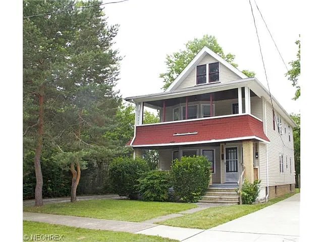 1390 E 188th St photo 1