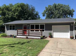 1209 Ferdig St, Yankton, SD 57078